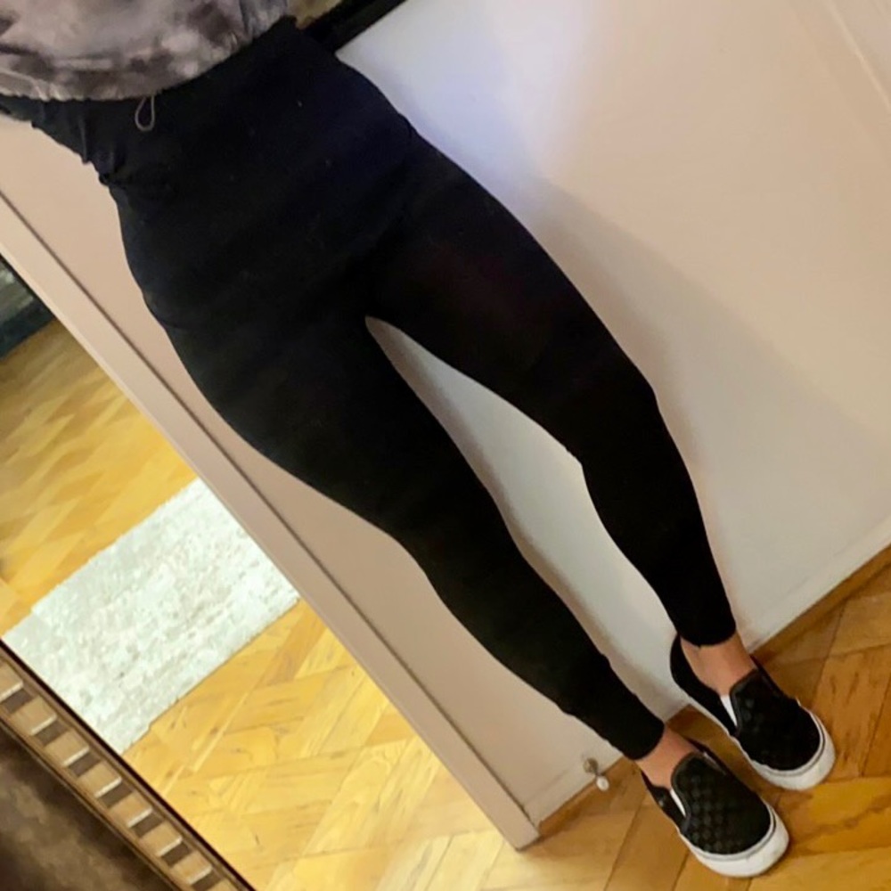NWT SEAMLESS LEGGINGS - Picture 3 of 3
